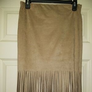 Blush Suede skirt sze s